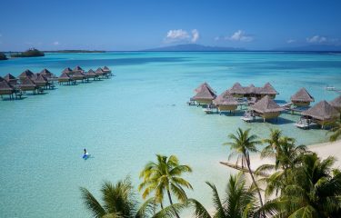 Iles et atoll paradisiaques