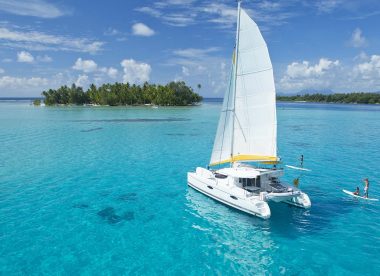 CROISIERE PRIVEE CATAMARAN LUXE : découvrir la Polynésie depuis l’océan