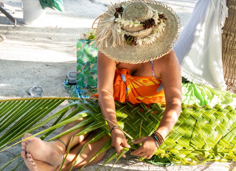 VIVRE A LA POLYNESIENNE : voyage complet avec expériences authentiques à la rencontre des locaux