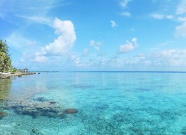 D’atoll en atoll, de bleu en bleu