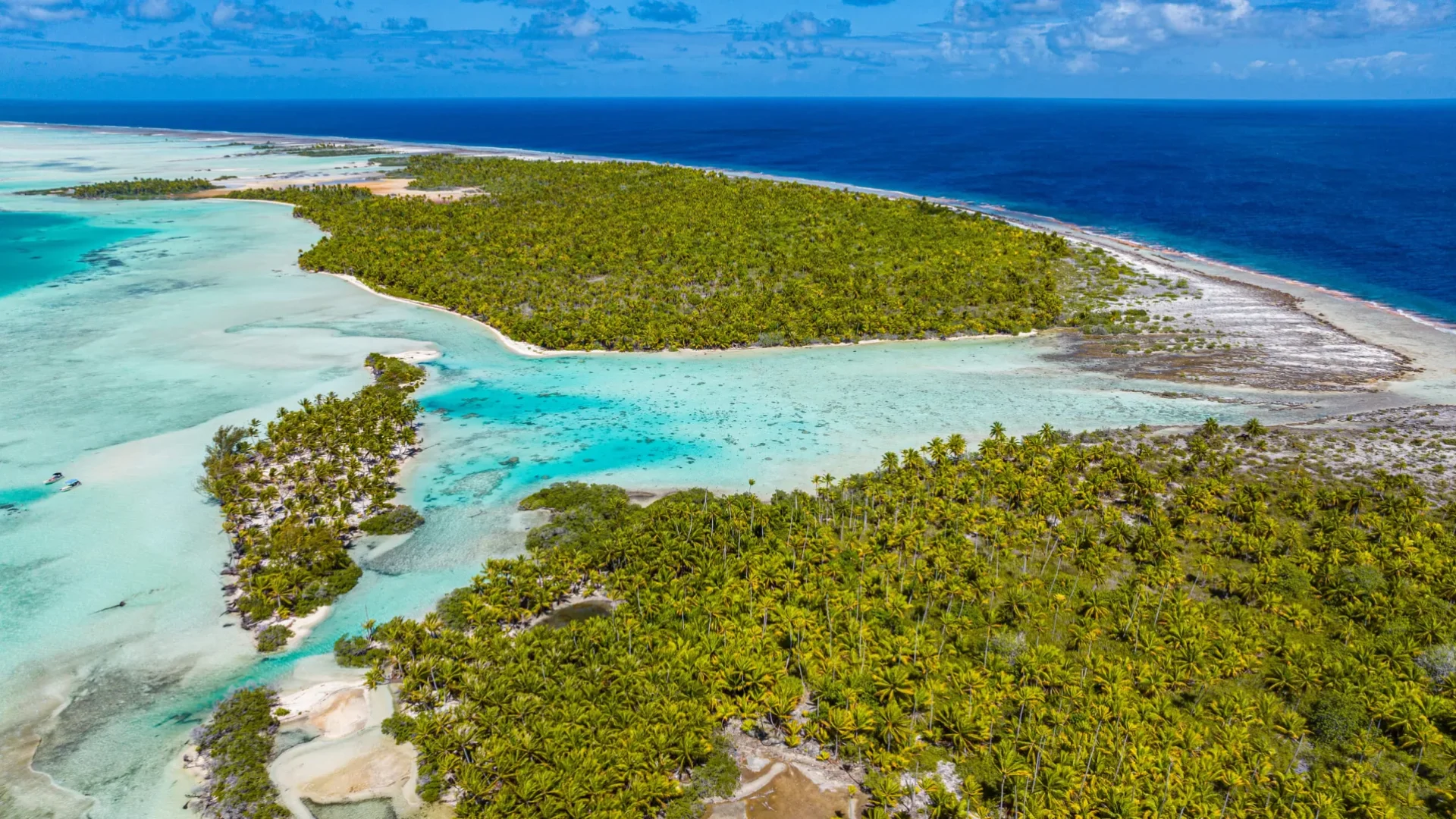 Vue aérienne sur Fakarava ©_Michael Runkel