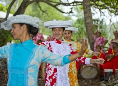 Australes, Société, Tuamotu, 3 archipels, 1 rêve