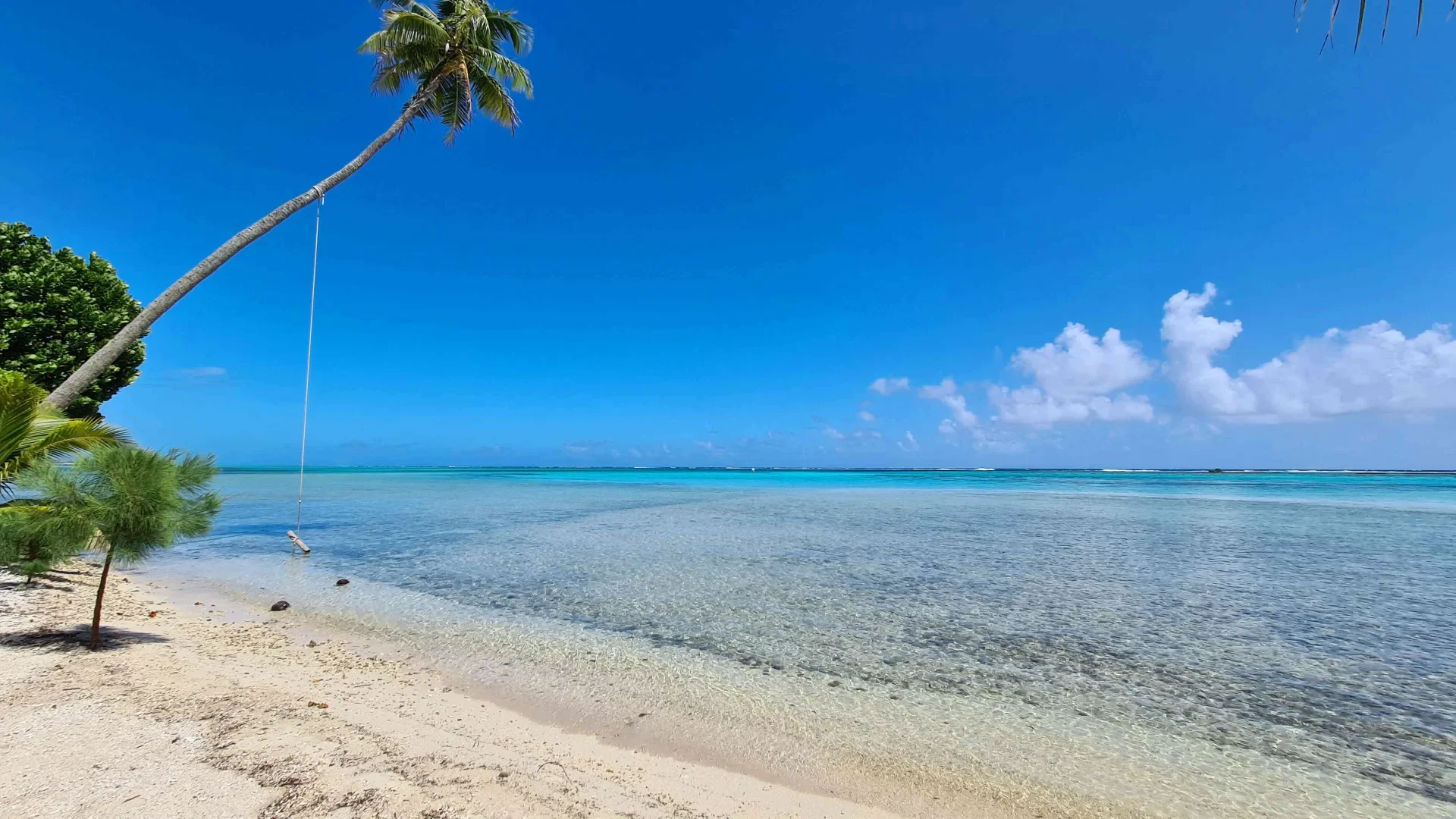 Profiter du lagon à Moorea© TAHITI HOMES Ltd