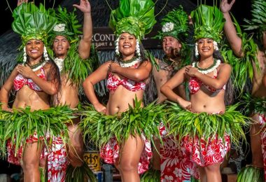 MARQUISES : immersion dans la culture Polynésienne