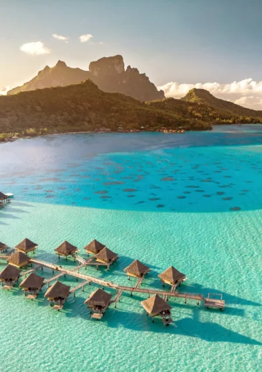 Vue aérienne sur le lagon de Bora Bora © Stéphane Mailion Photography